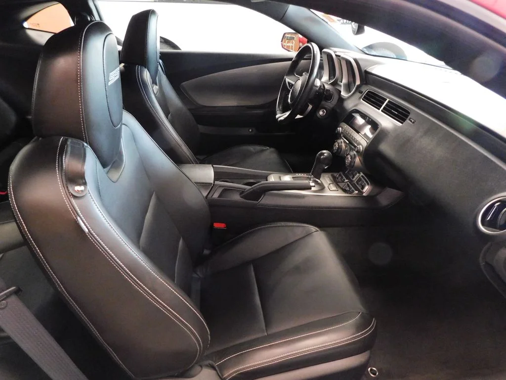Used 2010 Red Jewel Tintcoat Chevrolet SS image 31