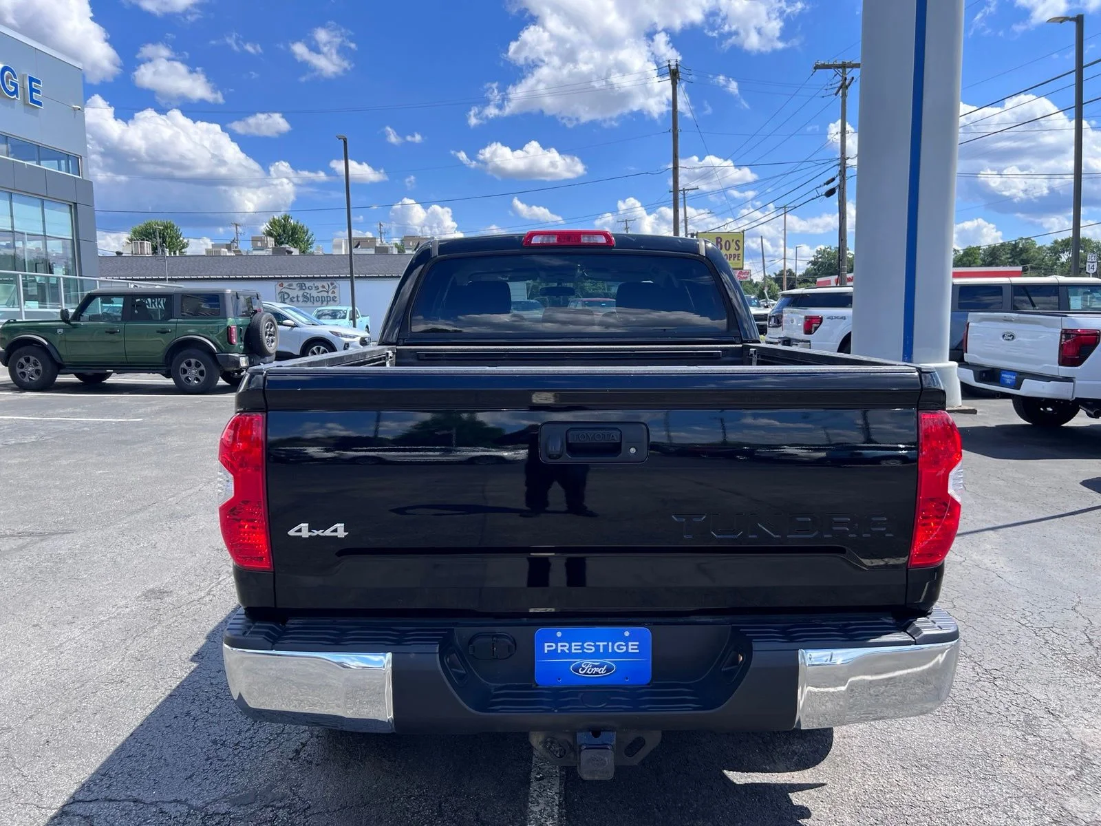 Used 2017 Black Toyota SR5 image 10