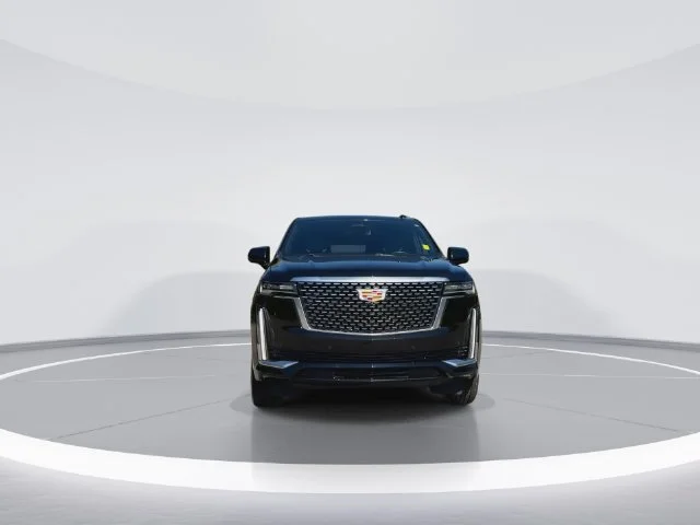 Used 2023 Black Cadillac Luxury image 3