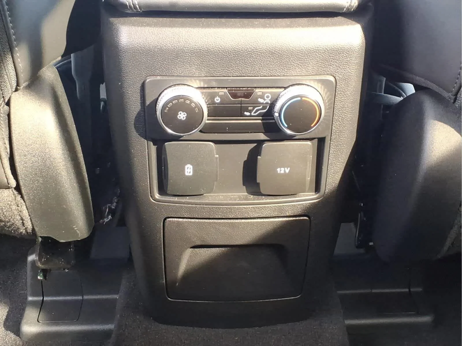 Used 2024 Star White Ford XLT image 30