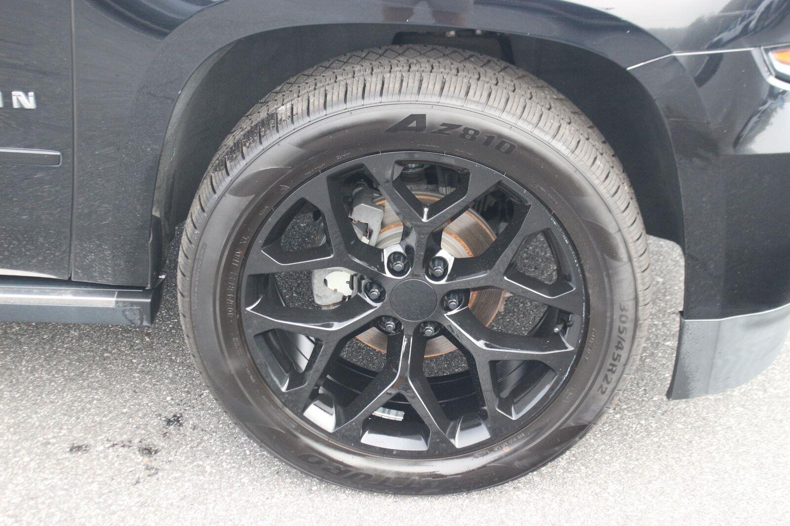 Used 2020 BLACK Chevrolet Premier image 39