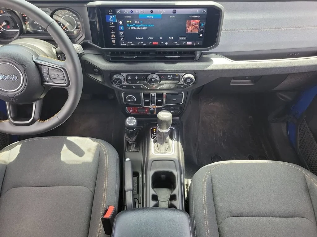 Used 2024 Blue Jeep Willys image 19