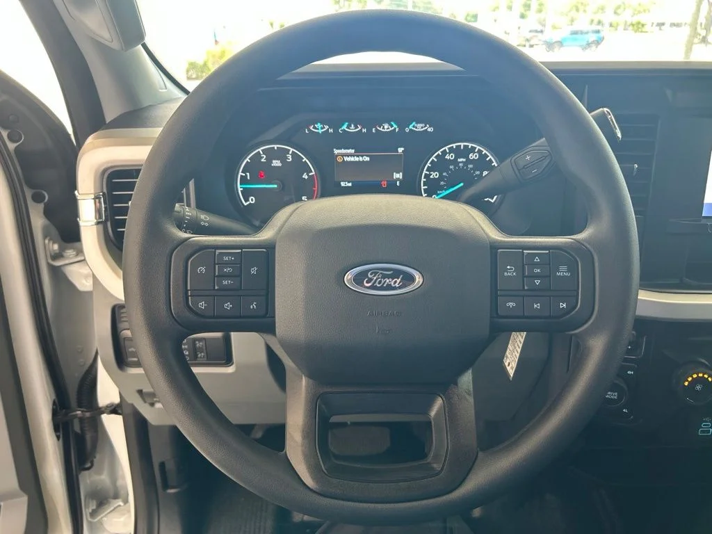Used 2025 White Ford XLT image 15