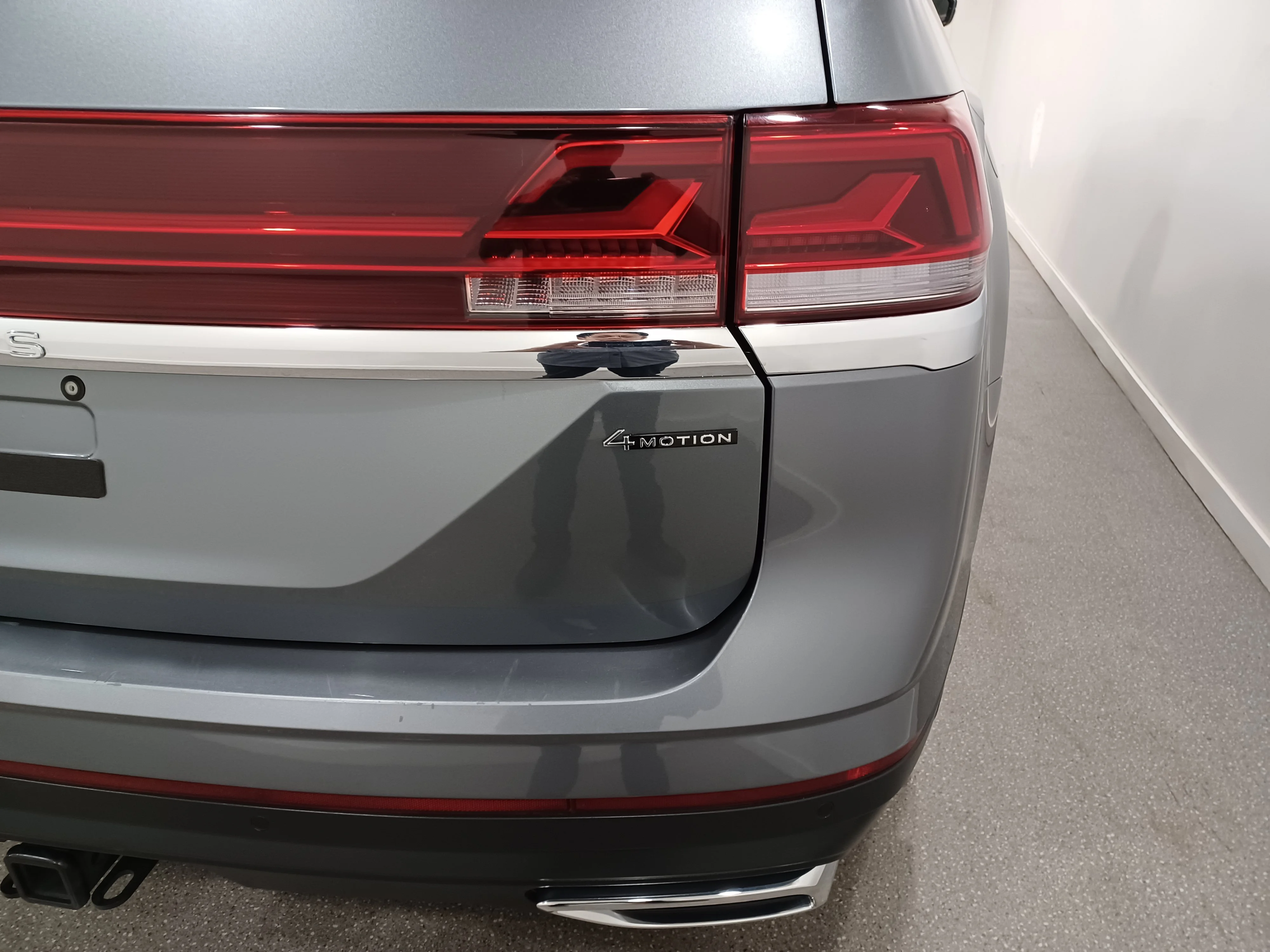 Certified Used 2025 Platinum Gray Metallic Volkswagen Comfortline 4Motion*7 Pass | AWD | Adaptive Cruise | Remote Start | Cooled Leather | Htd Wheel image 22