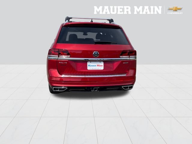 Used 2022 Red Volkswagen 3.6L V6 SEL Premium R-Line image 4