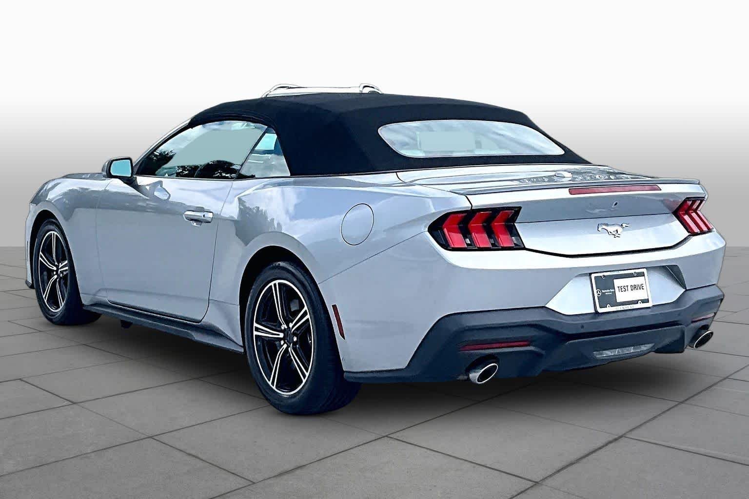 Used 2024 Iconic Silver Metallic Ford EcoBoost Premium image 21