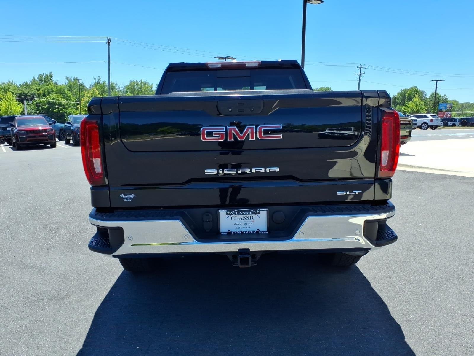 Used 2021 Onyx Black GMC SLT image 15