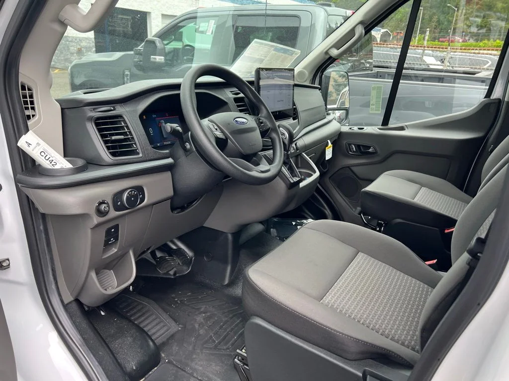 New 2026 Oxford White Ford Cargo Van image 11