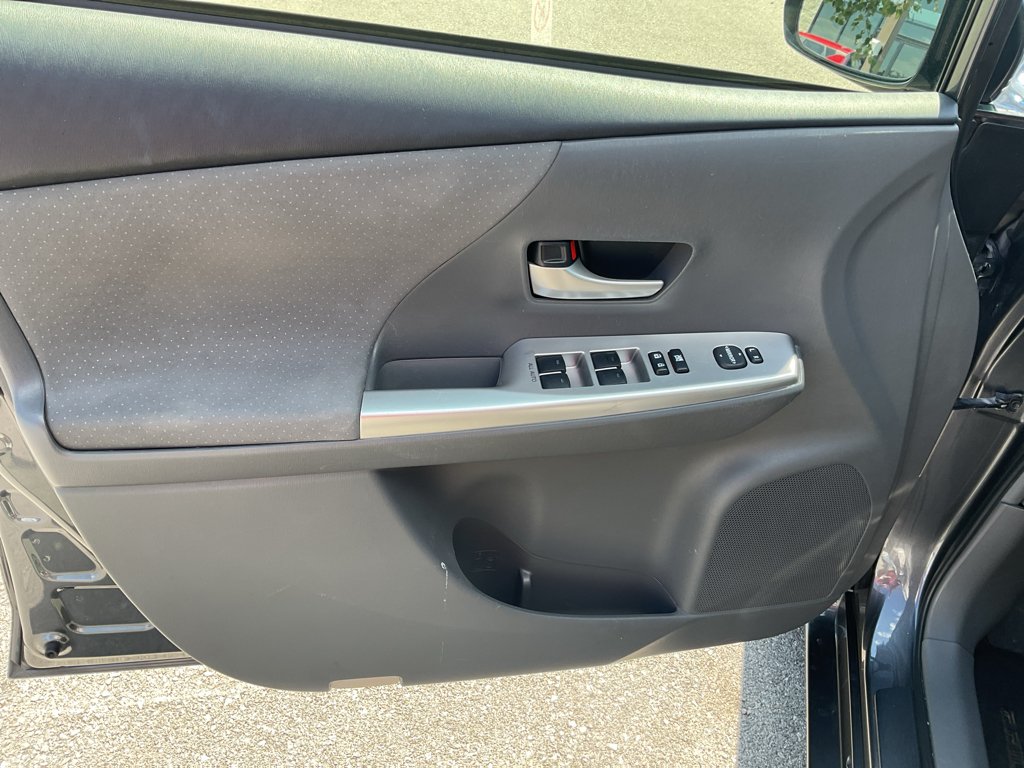 Used 2014 Magnetic Gray Metallic Toyota Two image 20