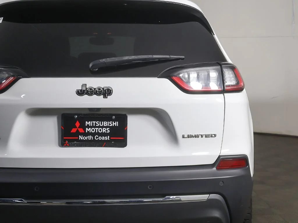 Used 2020 White Jeep Limited image 16