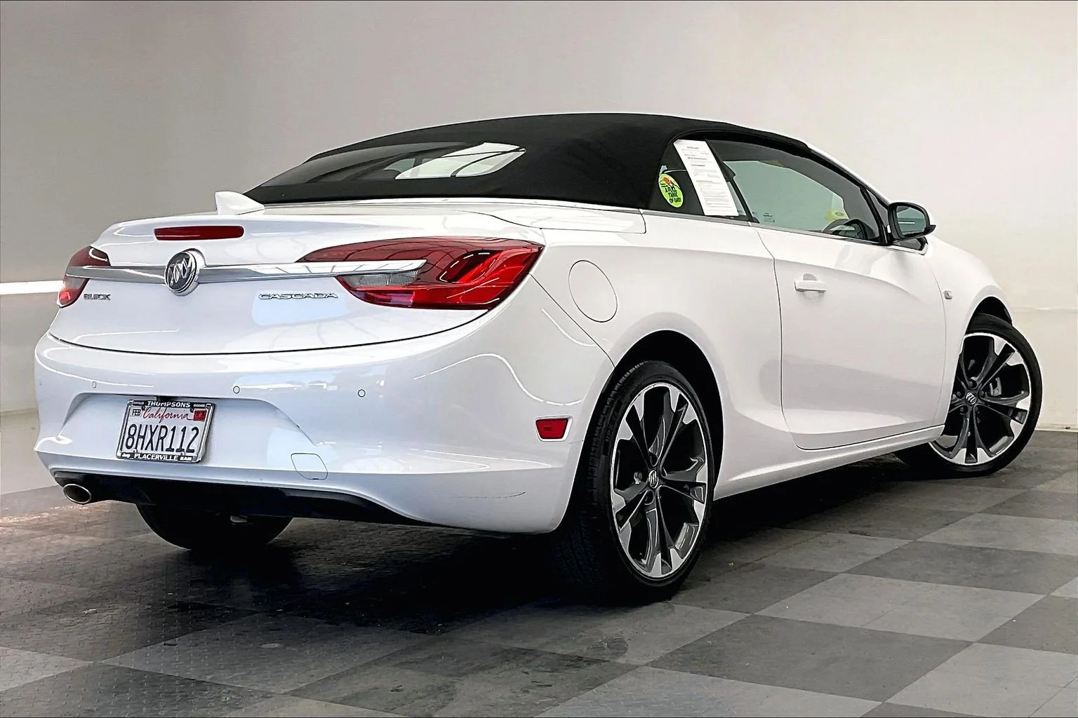 Used 2018 Summit White Buick Premium image 12