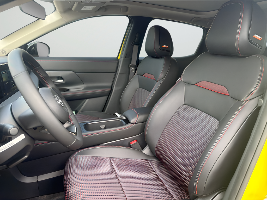 2026 Nissan KICKS SR - Photo 16