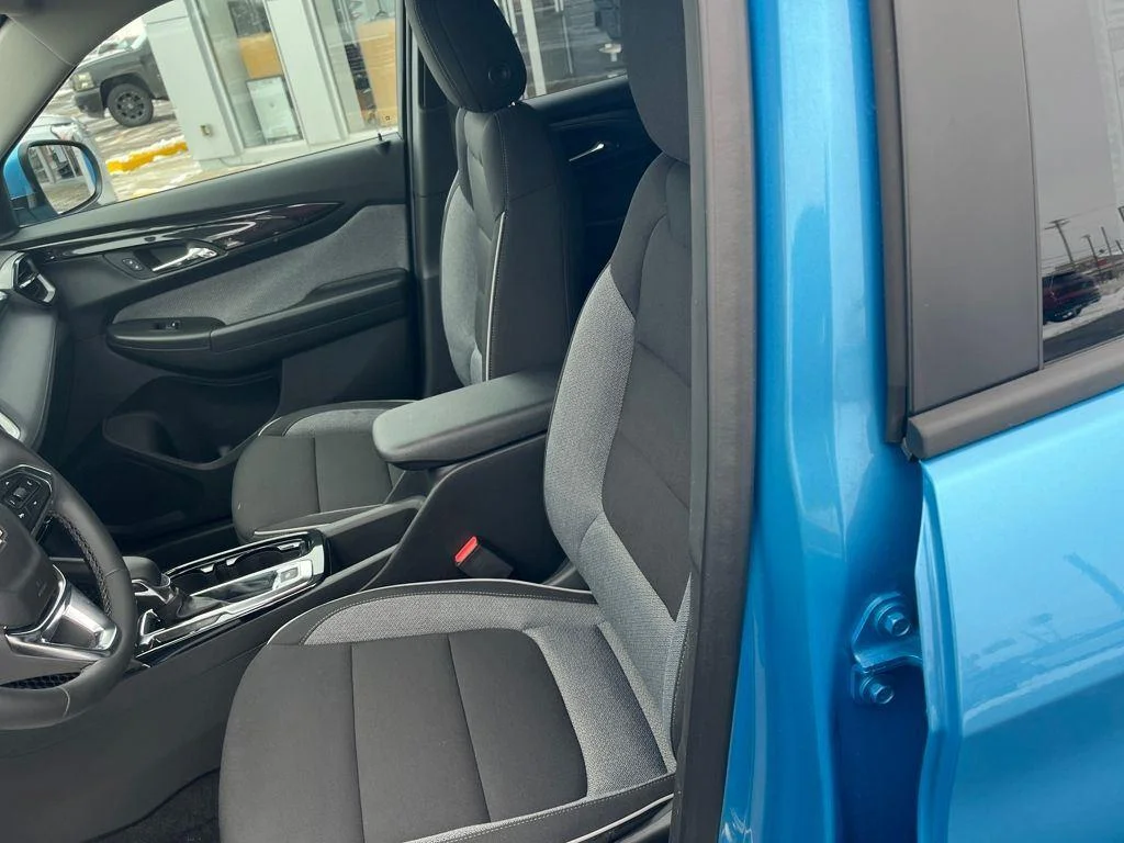 New 2026 Marina Blue Metallic Chevrolet LT image 18