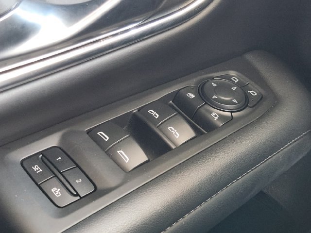 2023 Chevrolet Suburban Z71 - Photo 22