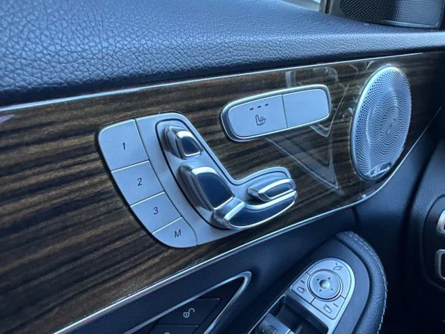 Used 2018 Silver Mercedes-Benz C 300 image 22