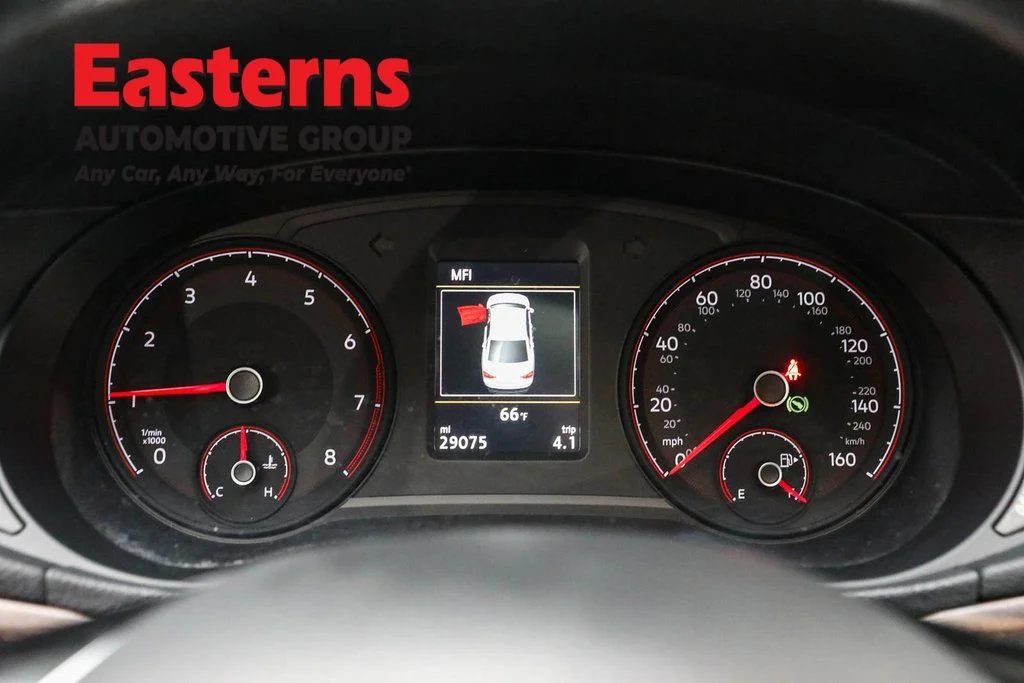 Used 2020 Blue Volkswagen 2.0T SEL image 18