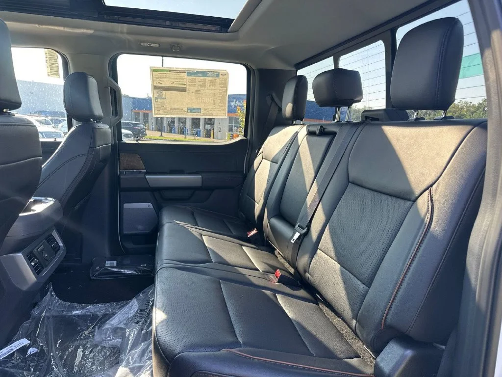 New 2027 White Ford Lariat image 17