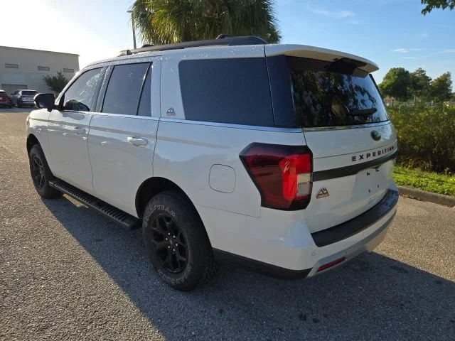 Used 2022 White Metallic Ford Timberline image 3