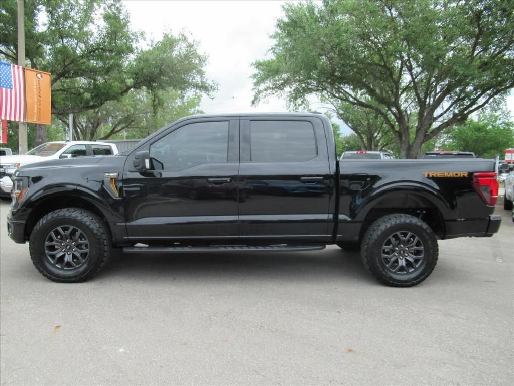 Used 2025 Black Ford Tremor image 4