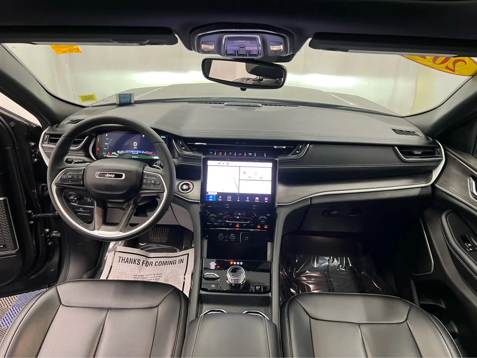 Used 2024 Baltic Gray Metallic Clearcoat Jeep  image 38
