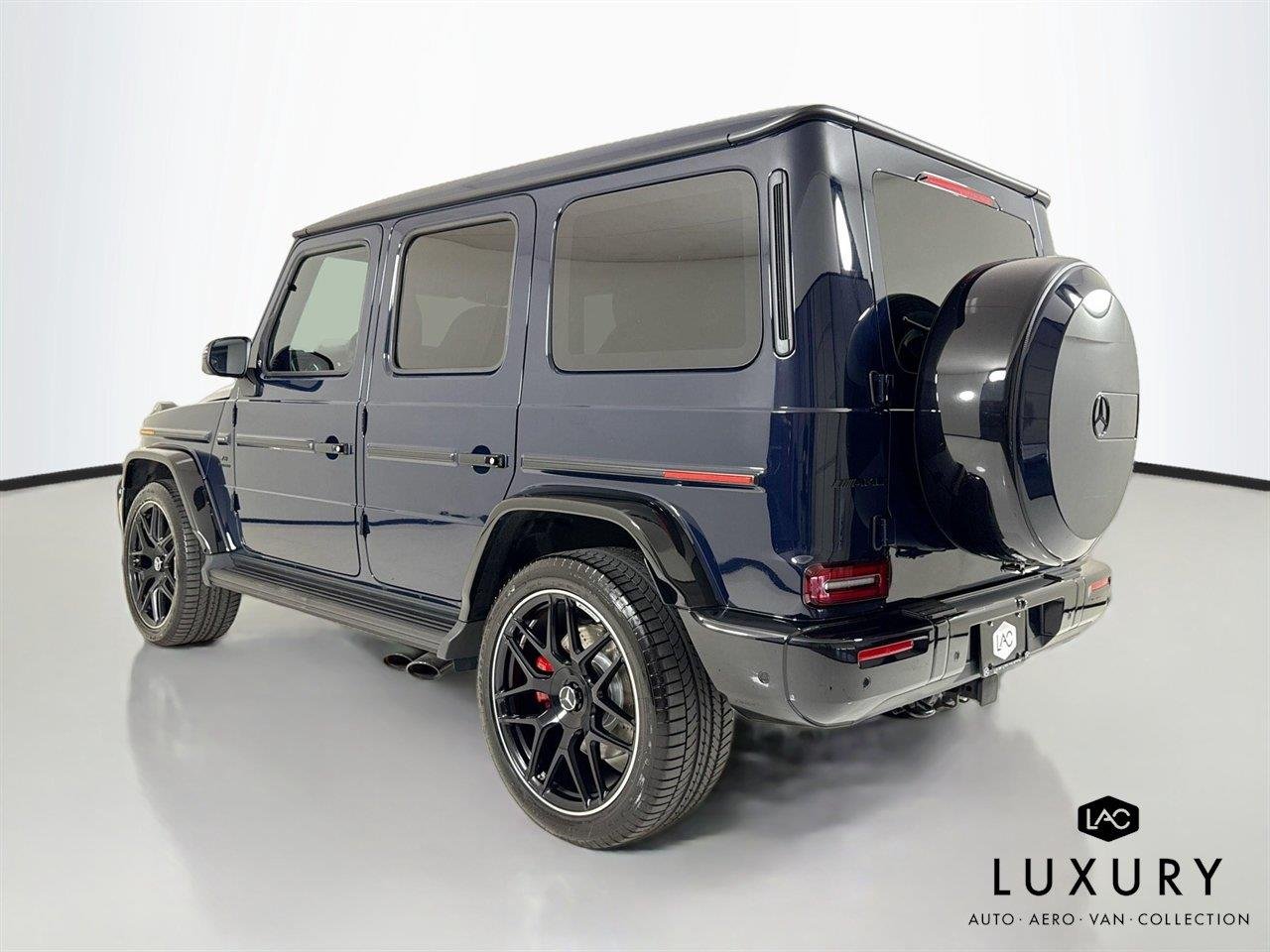 Used 2026 Brilliant Blue Metallic Mercedes-Benz AMG® G 63 | Manufaktur Interior Pkg + | Night Pkg Plus image 7