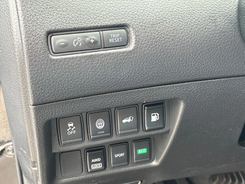 Used 2020 Black Nissan SV image 17