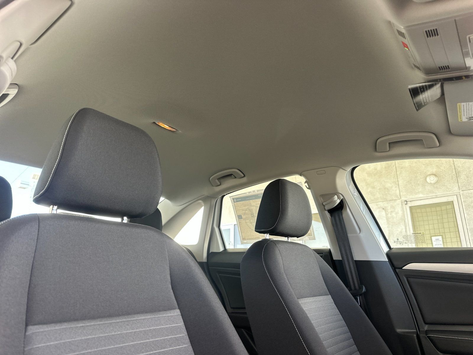 New 2027 Pure White Volkswagen 1.5T S image 15