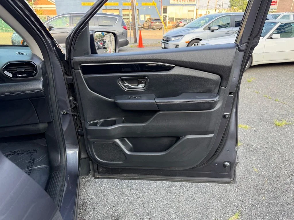 Used 2023 Gray Honda Touring image 10