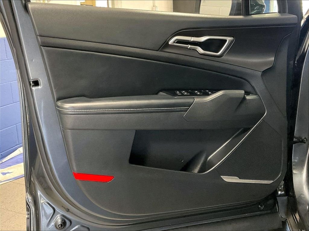 Used 2023 Gray Kia EX image 9