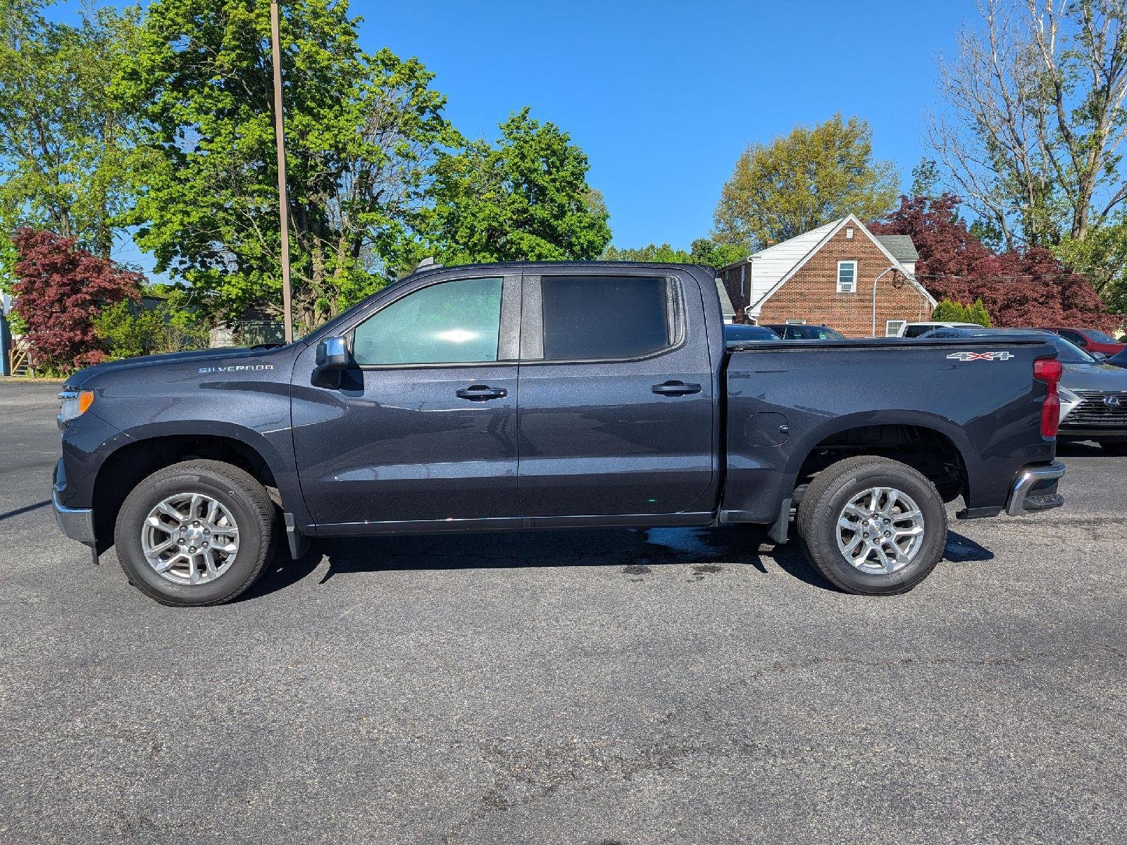 Used 2024 Dark Ash Metallic Chevrolet LT image 5