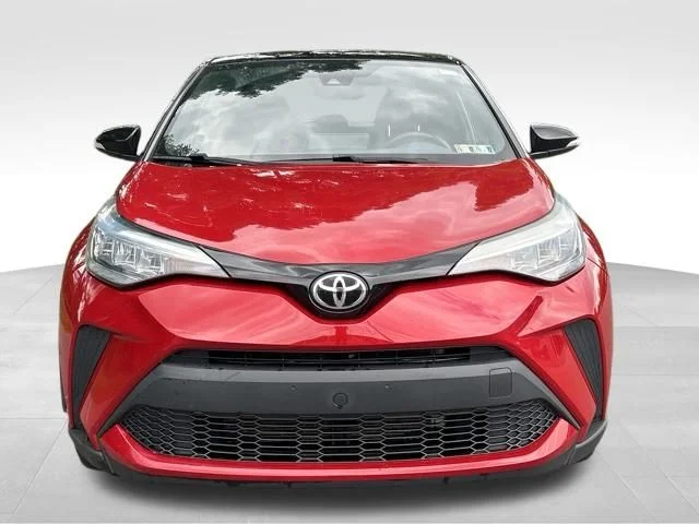 Used 2020 Red Toyota XLE image 8
