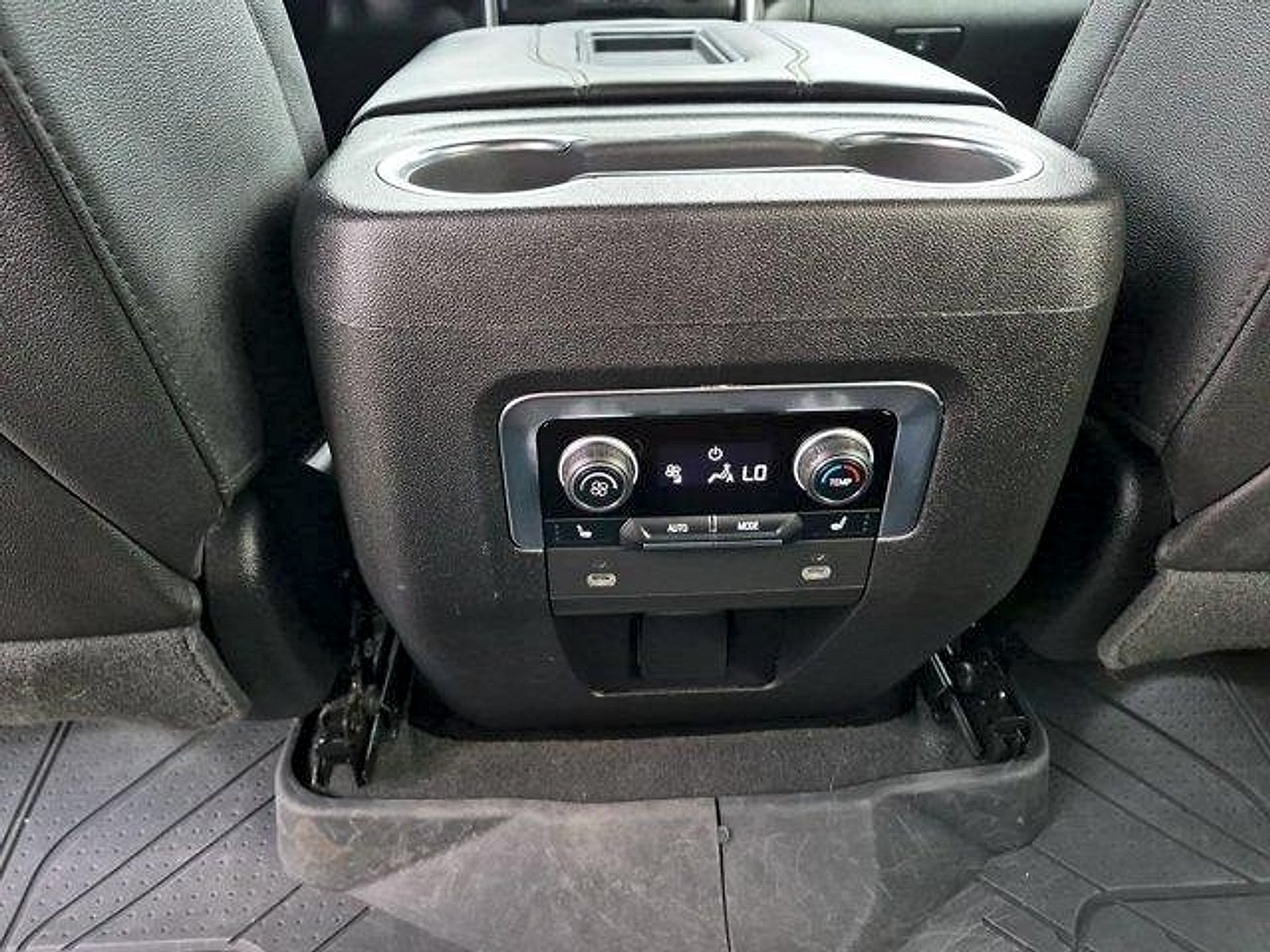 2023 Chevrolet Tahoe Z71 - Photo 21