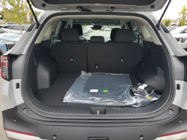 New 2027 Wolf Gray Kia S image 14