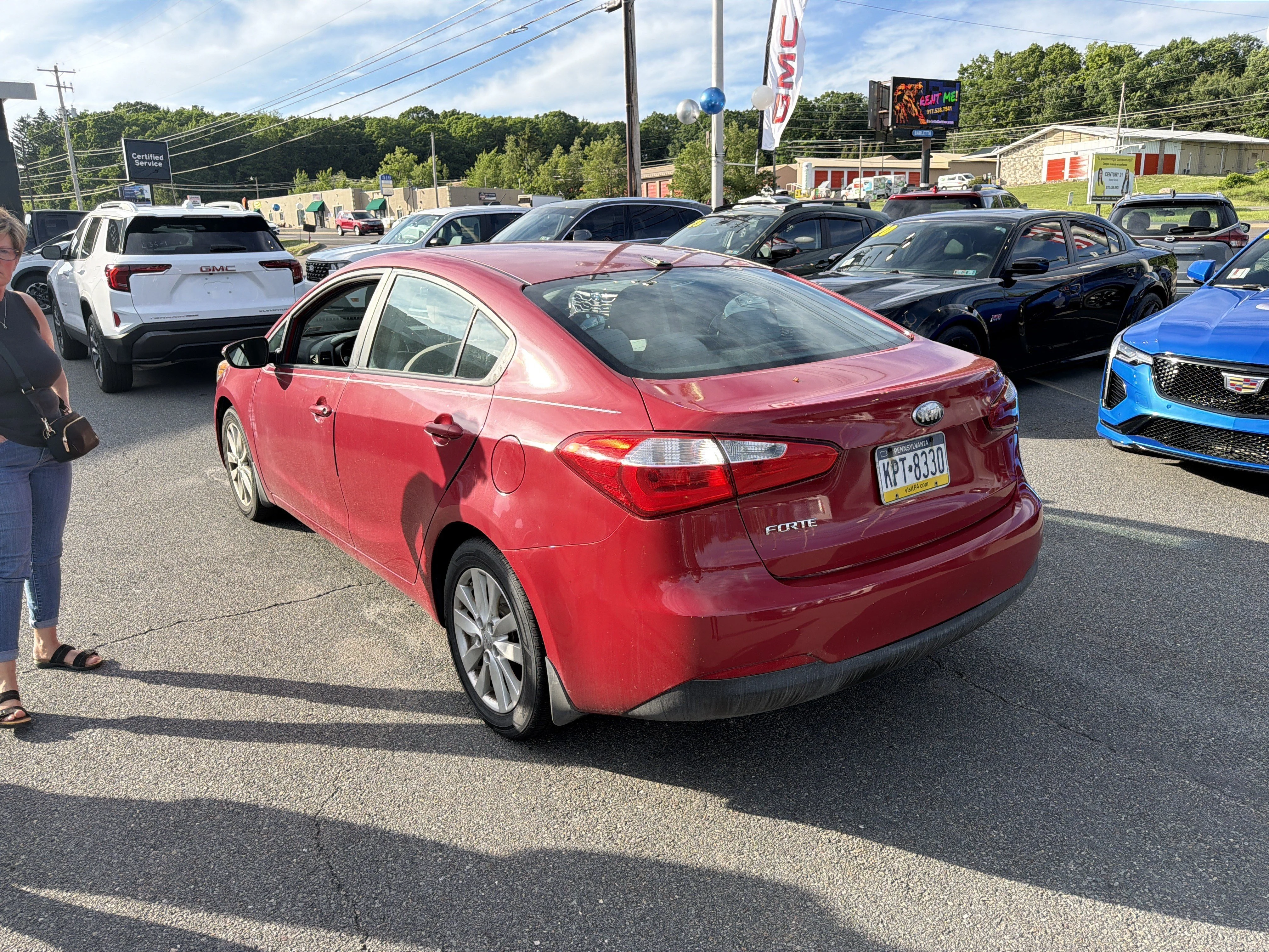 Used 2014 Crimson Red Kia LX image 4