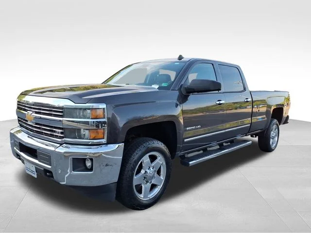 Used 2015 Gray Chevrolet LTZ image 2