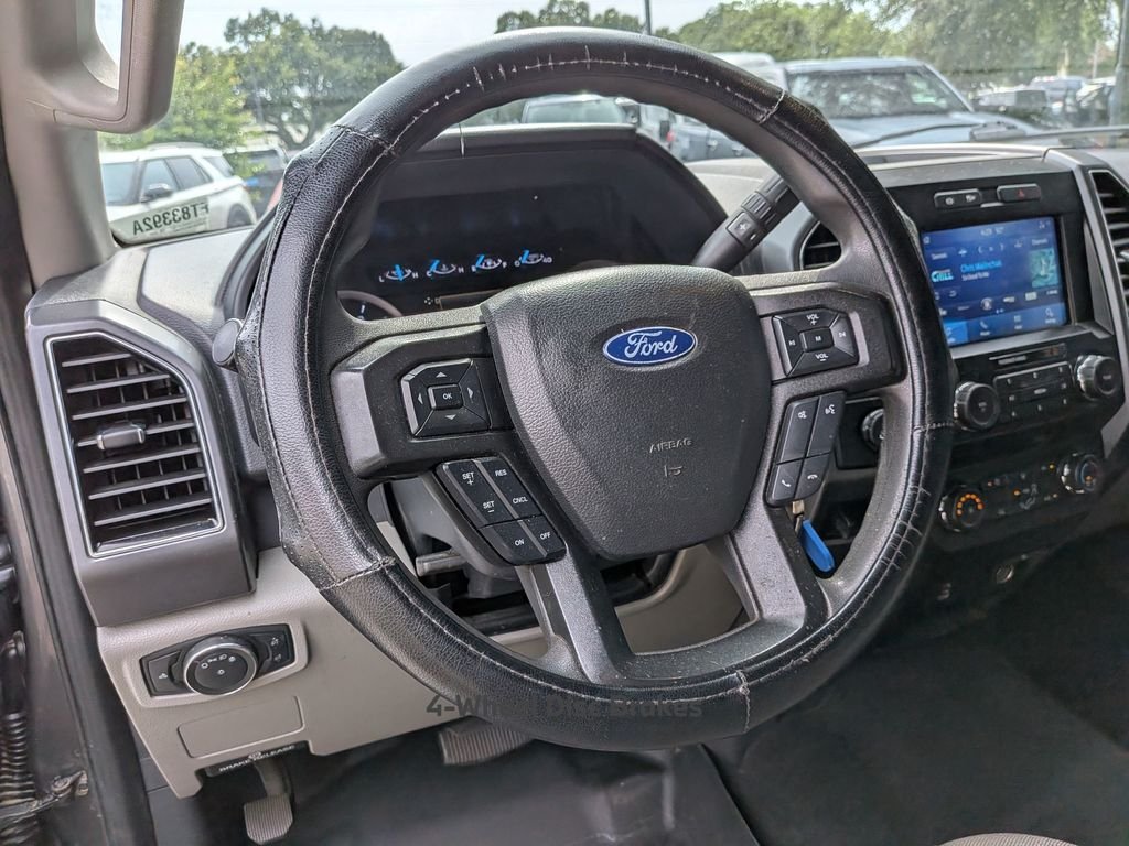 Used 2022 Gray Ford XLT image 32