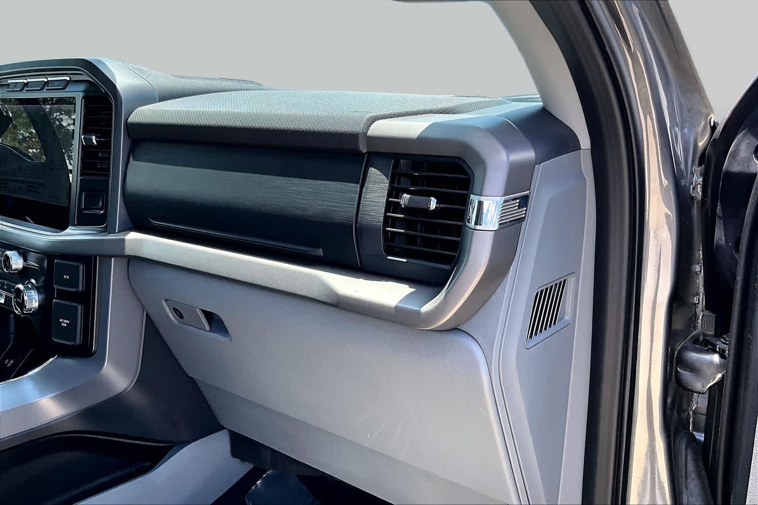 Used 2024 Carbonized Gray Ford XLT image 17