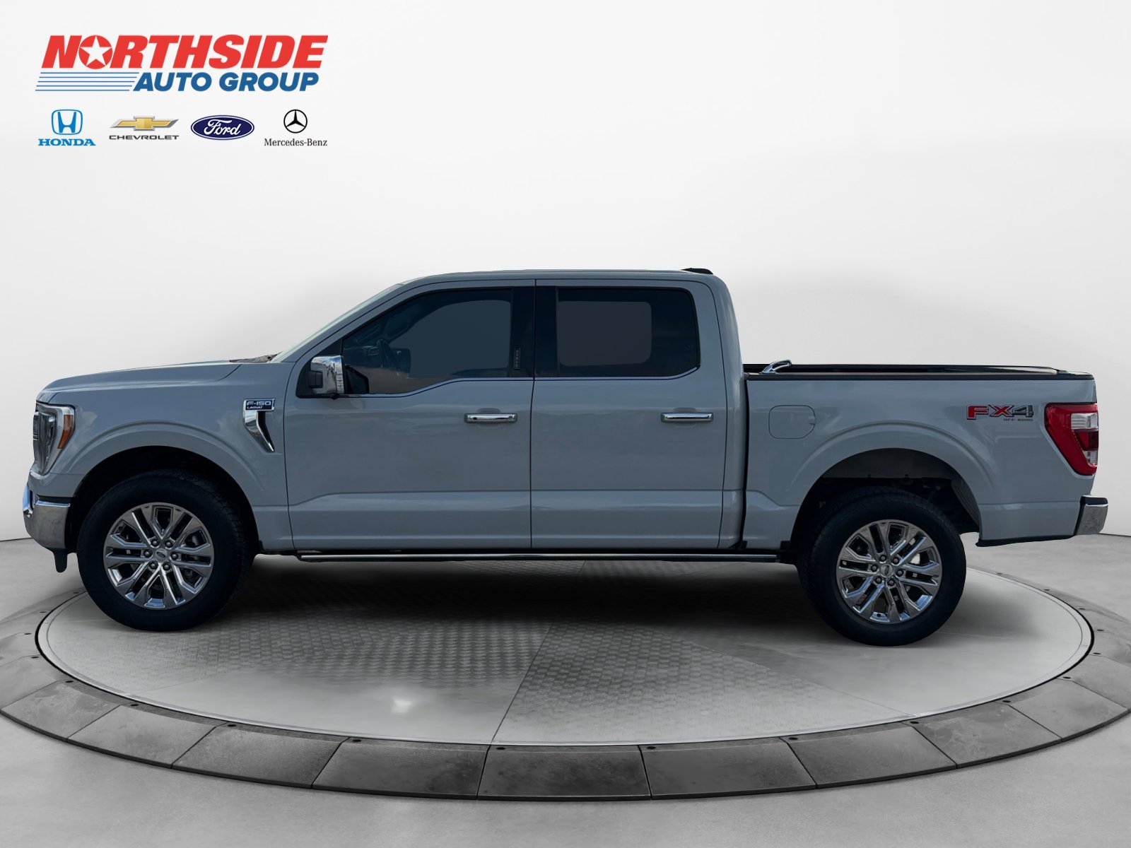 Certified Used 2023 Avalanche Gray Ford LARIAT image 4