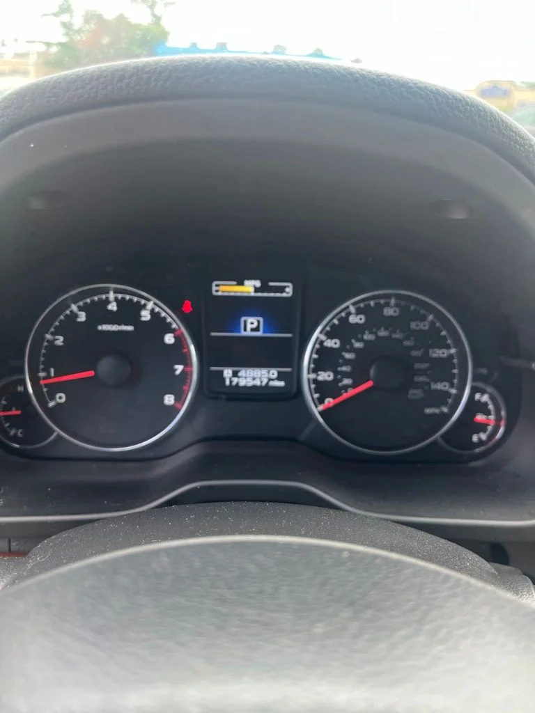 Used 2014 Cypress Green Pearl Subaru 2.5i image 8