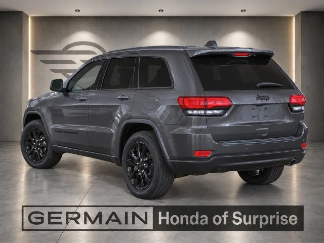 Used 2021 Granite Crystal Metallic Clearcoat Jeep Laredo X image 3