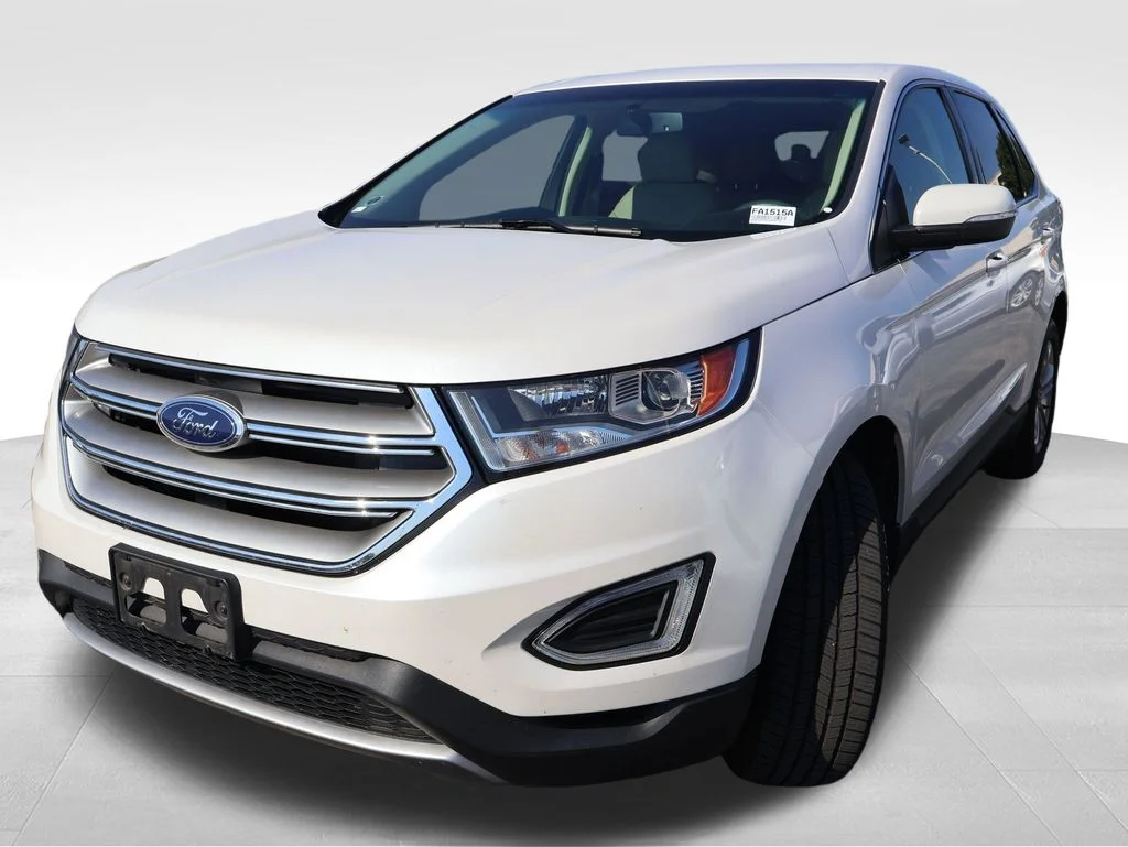 Used 2015 White Platinum Clearcoat Metallic Ford SEL image 4