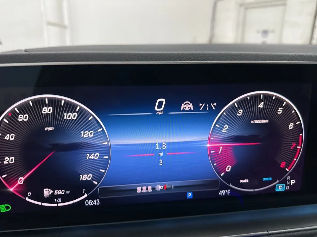 New 2026 Silver Mercedes-Benz GLE 580 image 11