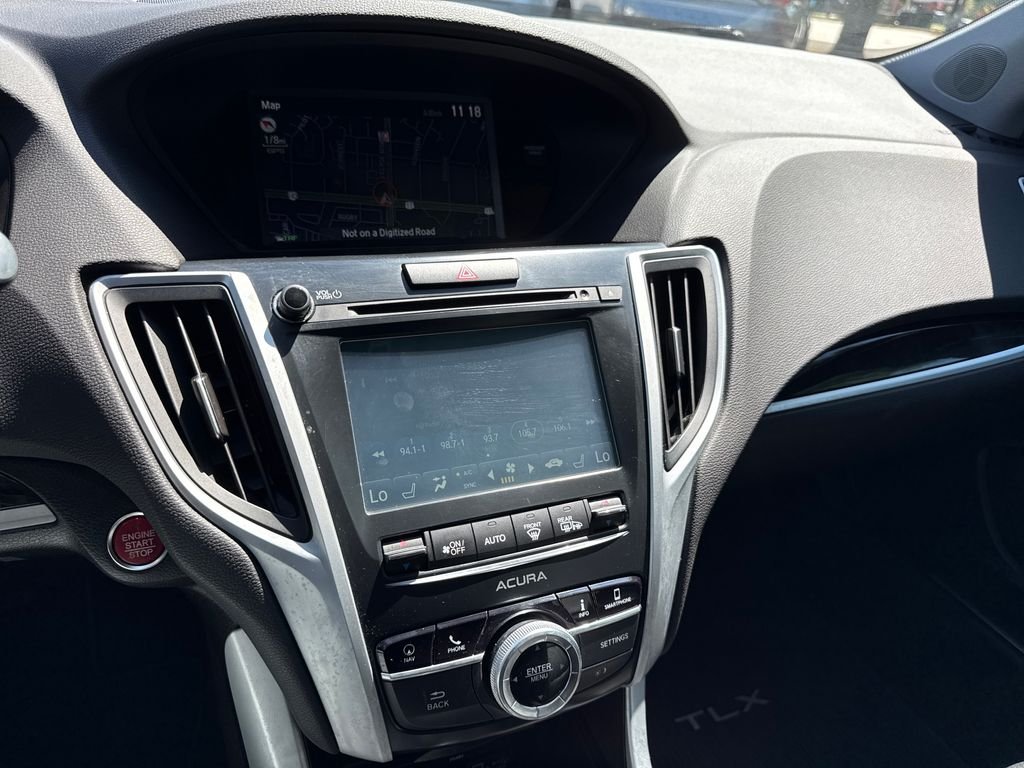 Used 2020 Silver Acura 3.5L Technology Pkg image 15