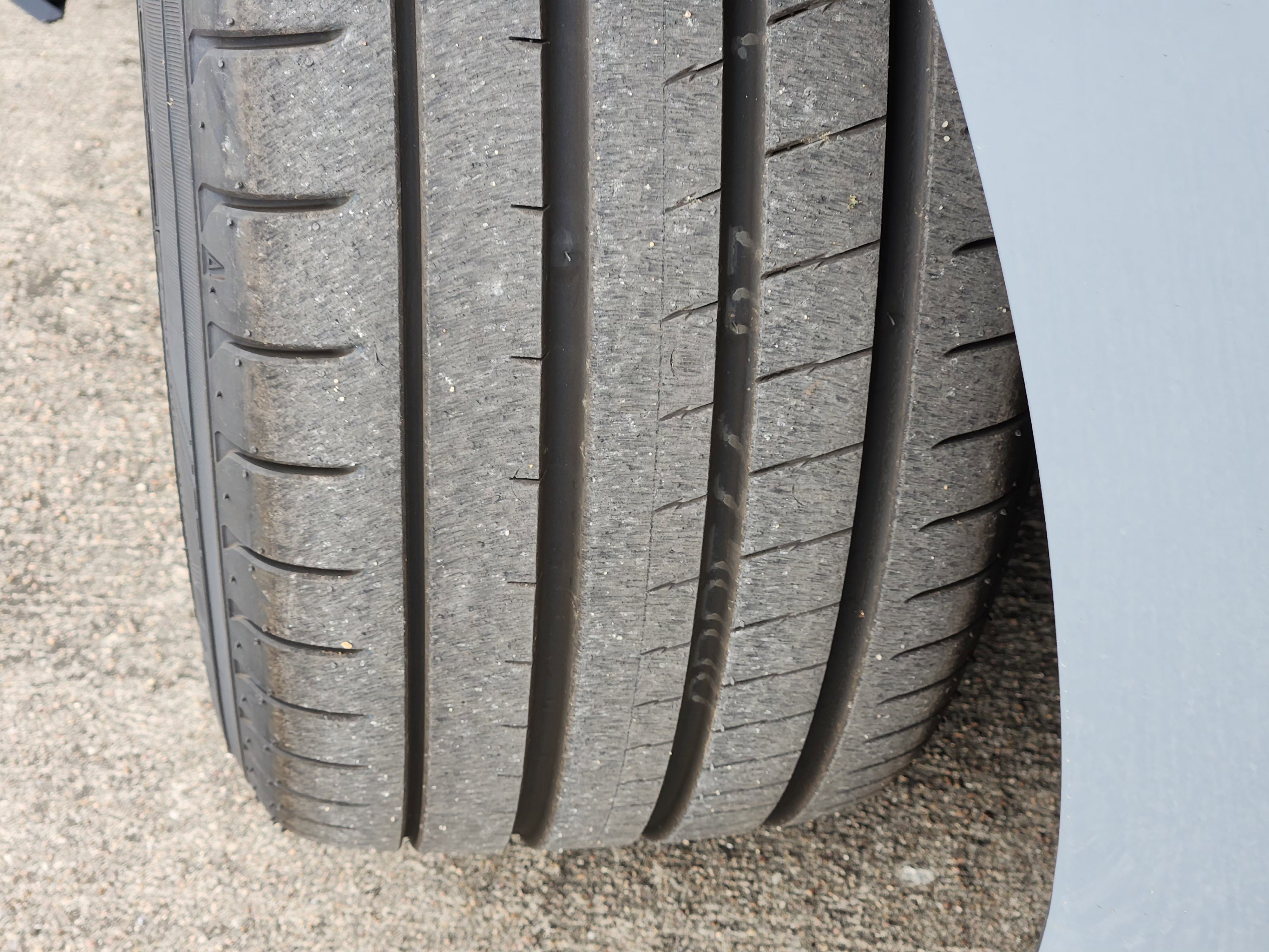 New 2026 Boulder Gray Pearl / Super Black Two-tone Nissan Sport image 11