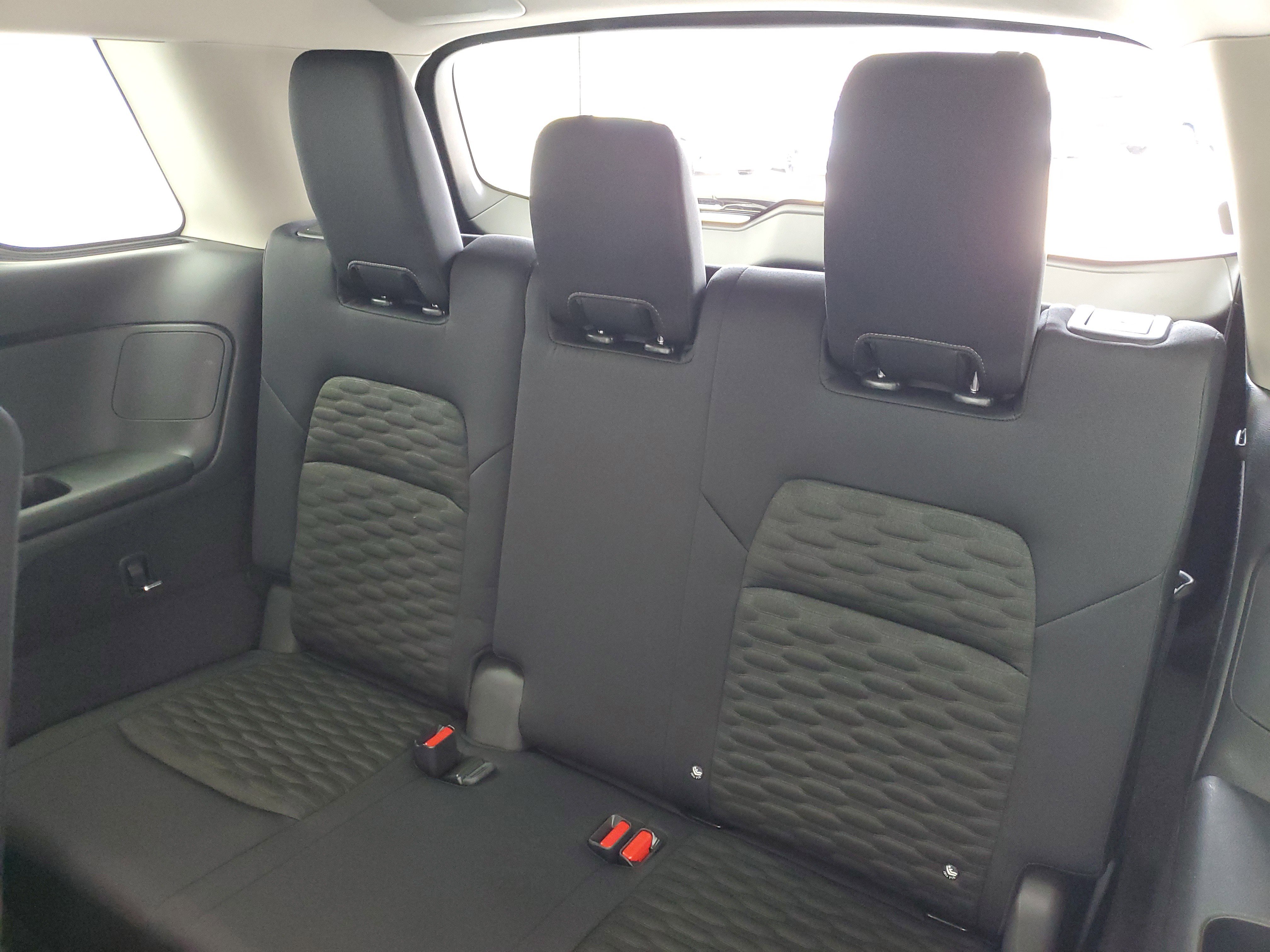 Used 2022 Scarlet Ember Tintcoat Nissan SV image 11