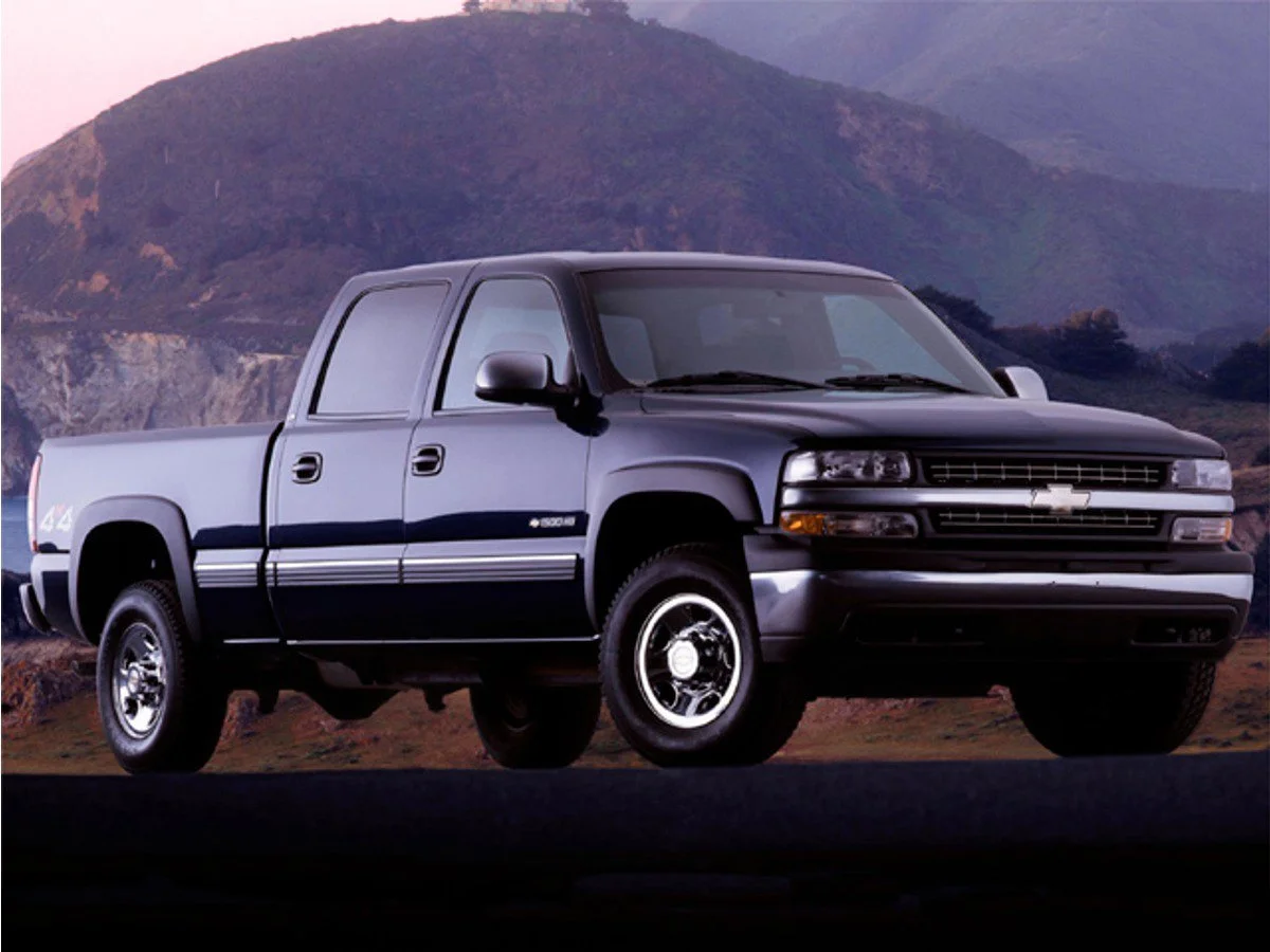 2002 Chevrolet Silverado HD Crew Cab SWB LS's photo