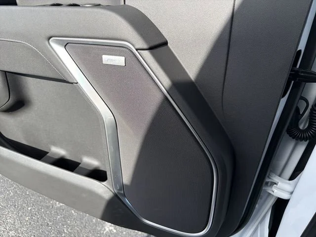 New 2026 Summit White GMC SLT image 21