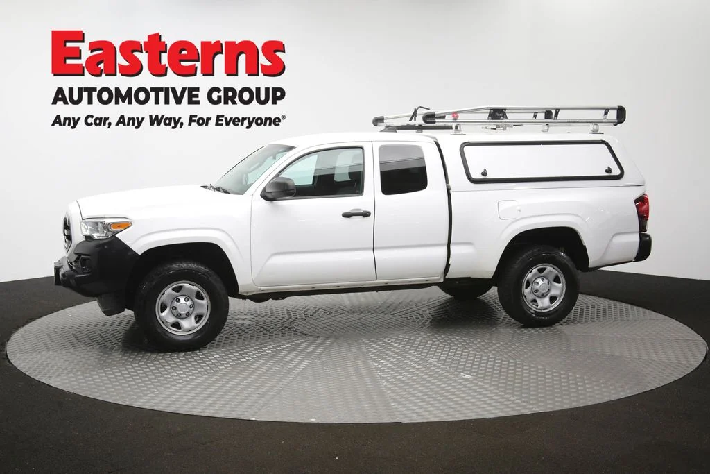 Used 2019 White Toyota SR image 56