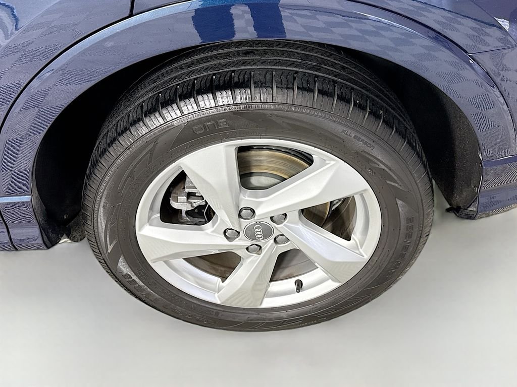 Used 2020 Black Audi Premium Plus image 31