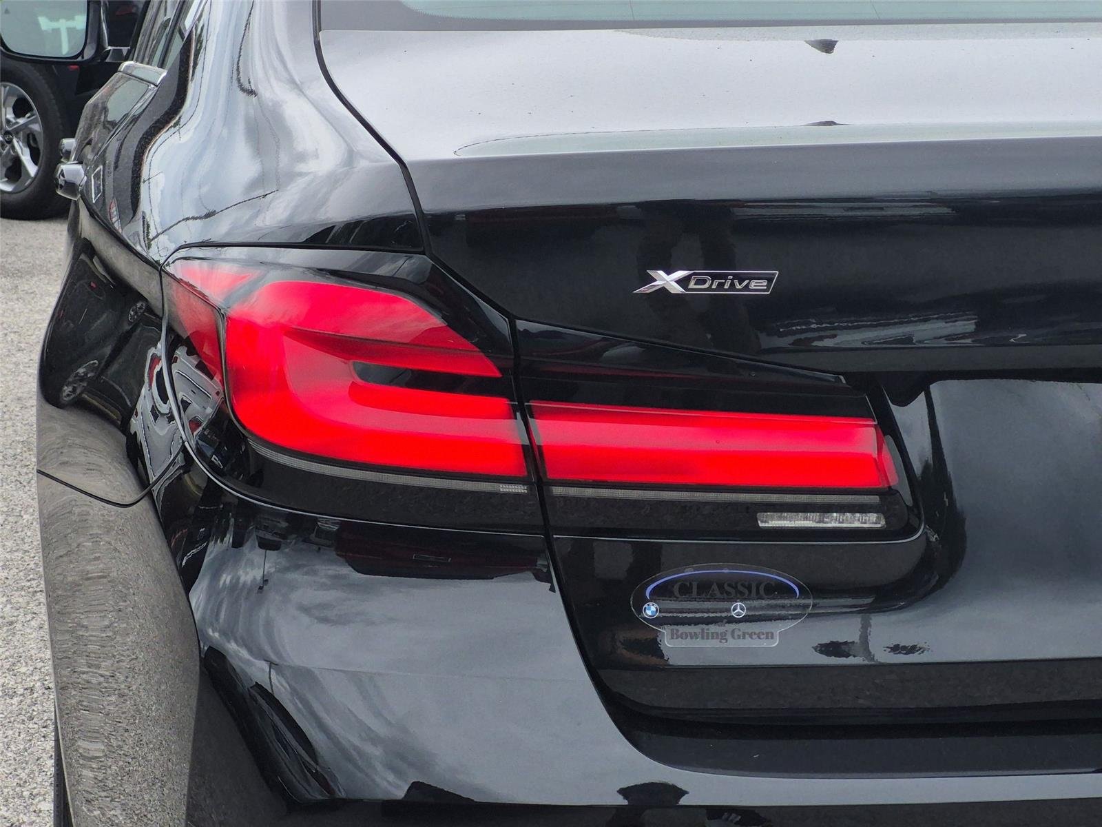 Used 2023 Black Sapphire Metallic BMW xDrive image 12